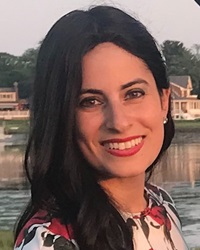 Chava Bolotin headshot