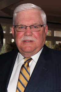 Douglas Berthiaume headshot