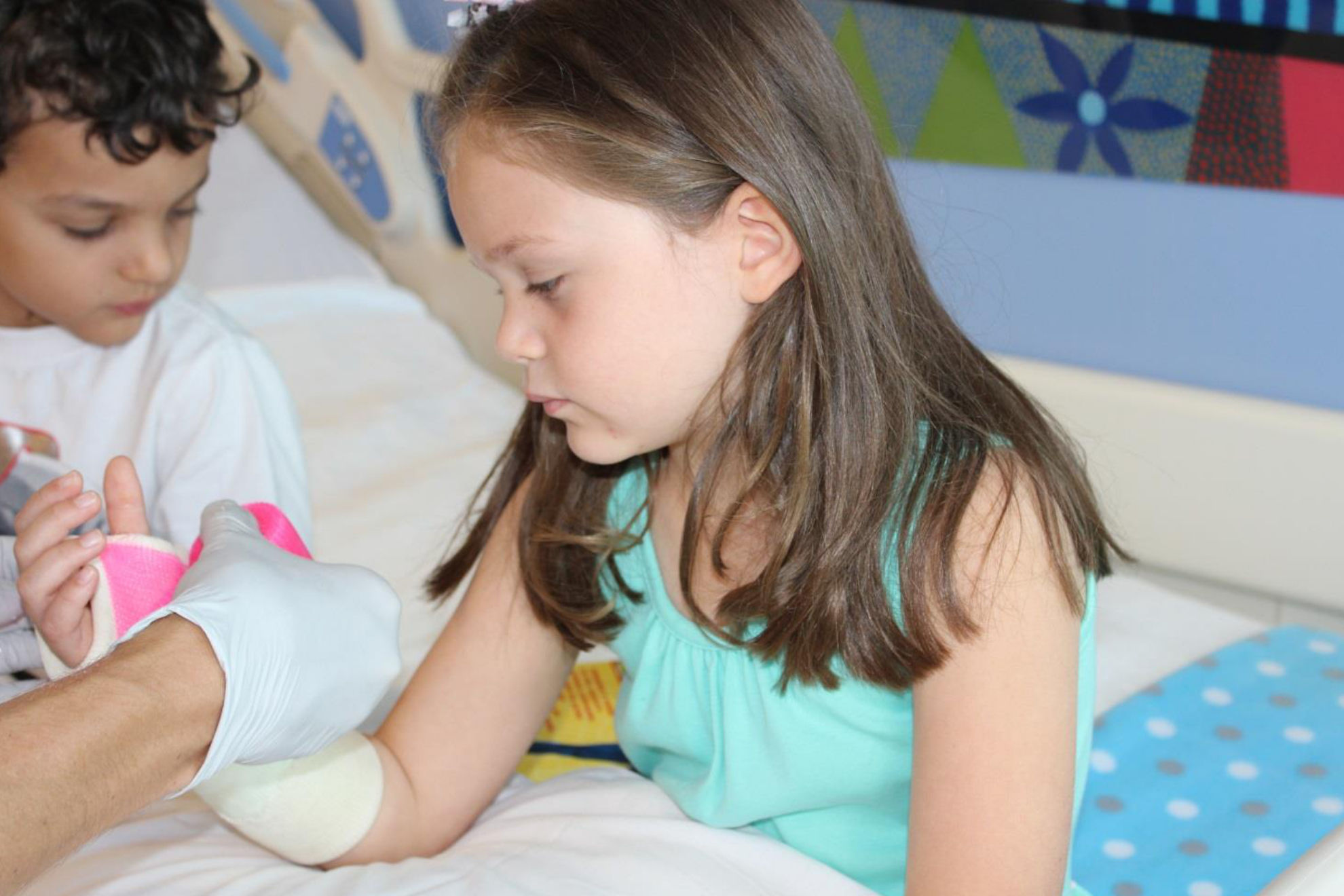 My Hospital Story: A girl's visit to get a cast