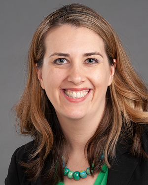 Lauren Doyle Strauss headshot